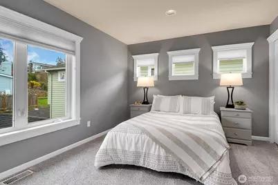 217 9th Avenue S, Edmonds, WA 98020 - Photo 28