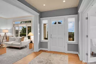 217 9th Ave S, Edmonds, WA 98020 - Photo 4