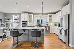 217 9th Ave S, Edmonds, WA 98020 - Photo 8