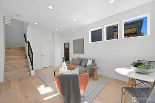 7322 11th Ave NE, Seattle, WA 98115 - Photo 6