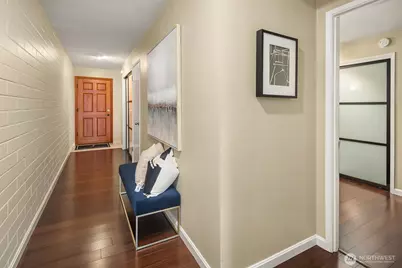 3608 26th Place W #201, Seattle, WA 98199 - Photo 18