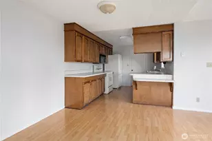 1124 SW 4th Ave, Oak Harbor, WA 98277 - Photo 32