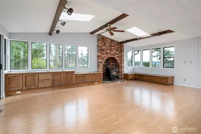 1124 SW 4th Ave, Oak Harbor, WA 98277 - Photo 16