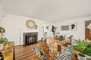 5114 46th Ave S, Seattle, WA 98118 - Photo 2