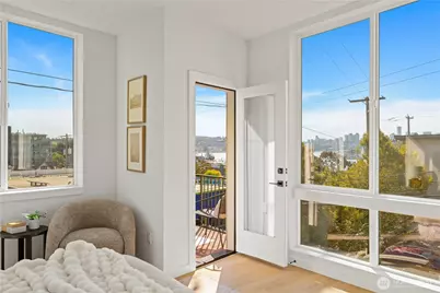 3425 Albion Place N, Seattle, WA 98103 - Photo 12