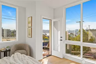 3425 Albion Pl N, Seattle, WA 98103 - Photo 12