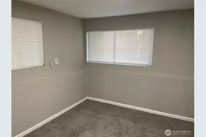 30524 8th Avenue SW, Federal Way, WA 98023 - Photo 4