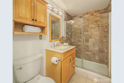 13514 NE 36th Avenue, Seattle, WA 98125 - Photo 12