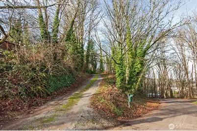 4729 Mount View Drive S, Seattle, WA 98108 - Photo 6