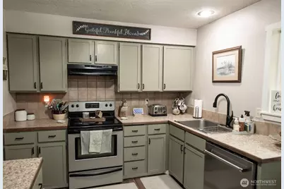 132 Coyote Lane, Castle Rock, WA 98611 - Photo 6