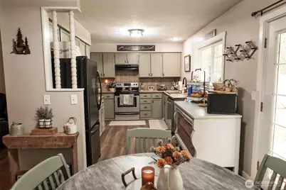 132 Coyote Lane, Castle Rock, WA 98611 - Photo 4