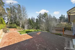 844 Holbeck Dr, Camano Island, WA 98282 - Photo 20