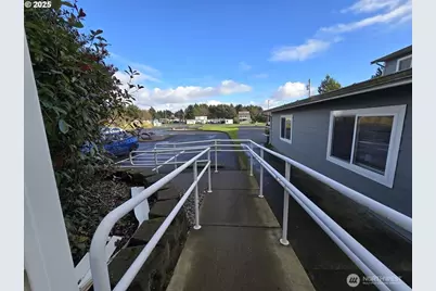 855 Ocean Shores Boulevard #103, Ocean Shores, WA 98569 - Photo 4