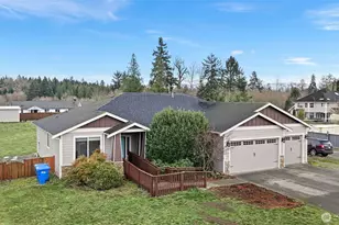 8113 214th Ave E, Bonney Lake, WA 98391 - Photo 2