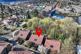 2626 4th Ave N, Seattle, WA 98109 - Photo 28