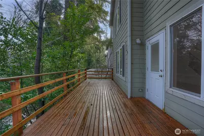 10415 Whitman Avenue SW, Lakewood, WA 98499 - Photo 4