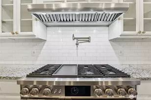 810 NE 27th St, Battle Ground, WA 98604 - Photo 14