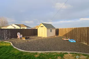 9584 Naples St SE, Moses Lake, WA 98837 - Photo 36