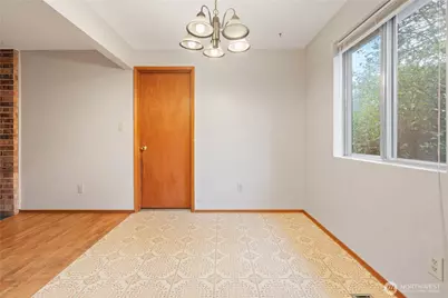 12116 SE 71st Street, Newcastle, WA 98056 - Photo 8