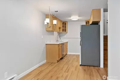 9018 8th Avenue SW #9024, Seattle, WA 98106 - Photo 14
