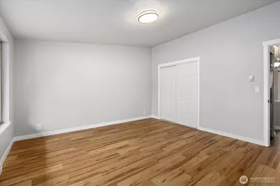 9018 8th Avenue SW #9024, Seattle, WA 98106 - Photo 4