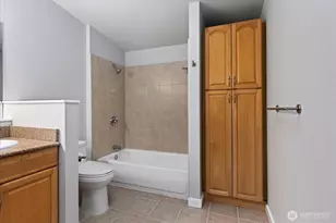 9018 8th Ave SW, Seattle, WA 98106 - Photo 8