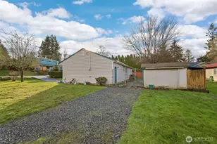 821 Roosevelt St NE, Olympia, WA 98506 - Photo 4