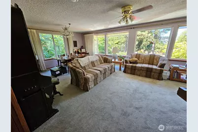 3225 41st Street NE, Tacoma, WA 98422 - Photo 8