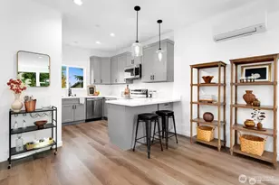 12105 E Gibson Rd, Everett, WA 98204 - Photo 10