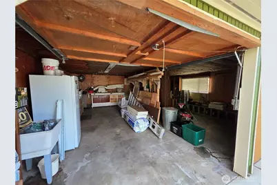 1577 Country Club Drive, Camano Island, WA 98282 - Photo 32