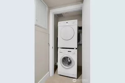 650 Bellevue Way NE #2103, Bellevue, WA 98004 - Photo 18