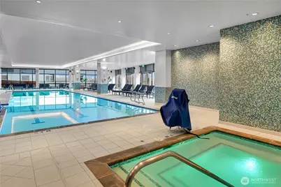 650 Bellevue Way NE #2103, Bellevue, WA 98004 - Photo 26