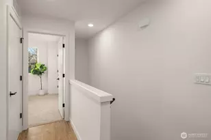 916 C 15th Ave, Seattle, WA 98122 - Photo 22