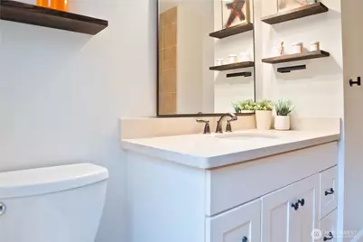 3010 12th Avenue W, Seattle, WA 98119 - Photo 14