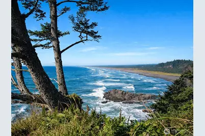 1611 S Ocean Beach Boulevard #8, Long Beach, WA 98631 - Photo 22