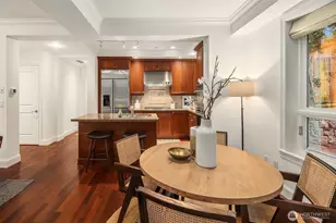 726 Boylston Ave E, Seattle, WA 98102 - Photo 10