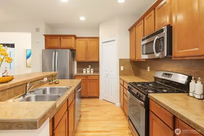 18008 29th Drive SE, Bothell, WA 98012 - Photo 10