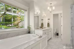 1114 Lakeview Blvd E, Seattle, WA 98102 - Photo 14