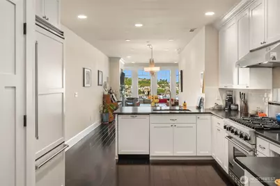 1114 Lakeview Boulevard E #E 3N, Seattle, WA 98102 - Photo 12