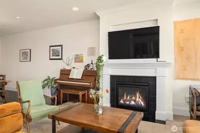 1114 Lakeview Boulevard E #E 3N, Seattle, WA 98102 - Photo 8