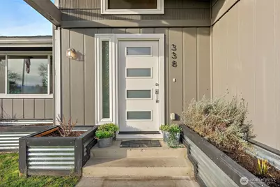 338 Charwila Lane, Enumclaw, WA 98022 - Photo 2