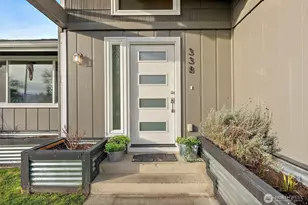 338 Charwila Ln, Enumclaw, WA 98022 - Photo 2