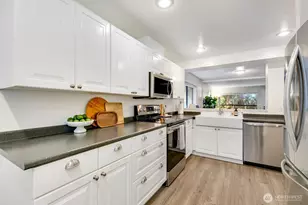 2630 S 226th St, Seattle, WA 98198 - Photo 8