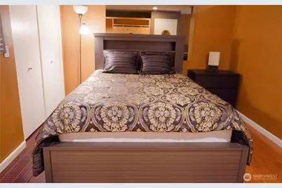 17 W Mercer Street #207, Seattle, WA 98119 - Photo 14