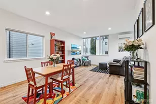 9302 Sturtevant Ave S, Seattle, WA 98118 - Photo 10