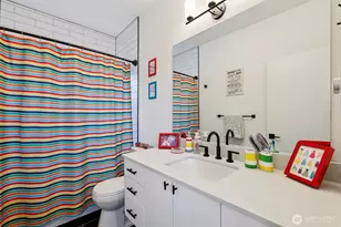 9302 Sturtevant Ave S, Seattle, WA 98118 - Photo 22