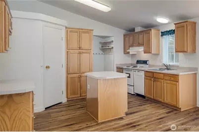 10811 138th Street NE, Arlington, WA 98223 - Photo 16