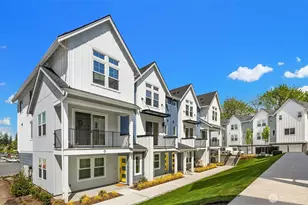 9009 NE 203rd Ct, Bothell, WA 98011 - Photo 2