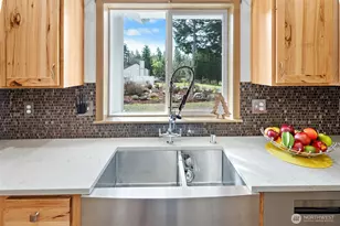 15840 Lawrence Lake Rd SE, Yelm, WA 98597 - Photo 16