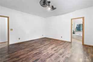 15840 Lawrence Lake Rd SE, Yelm, WA 98597 - Photo 18